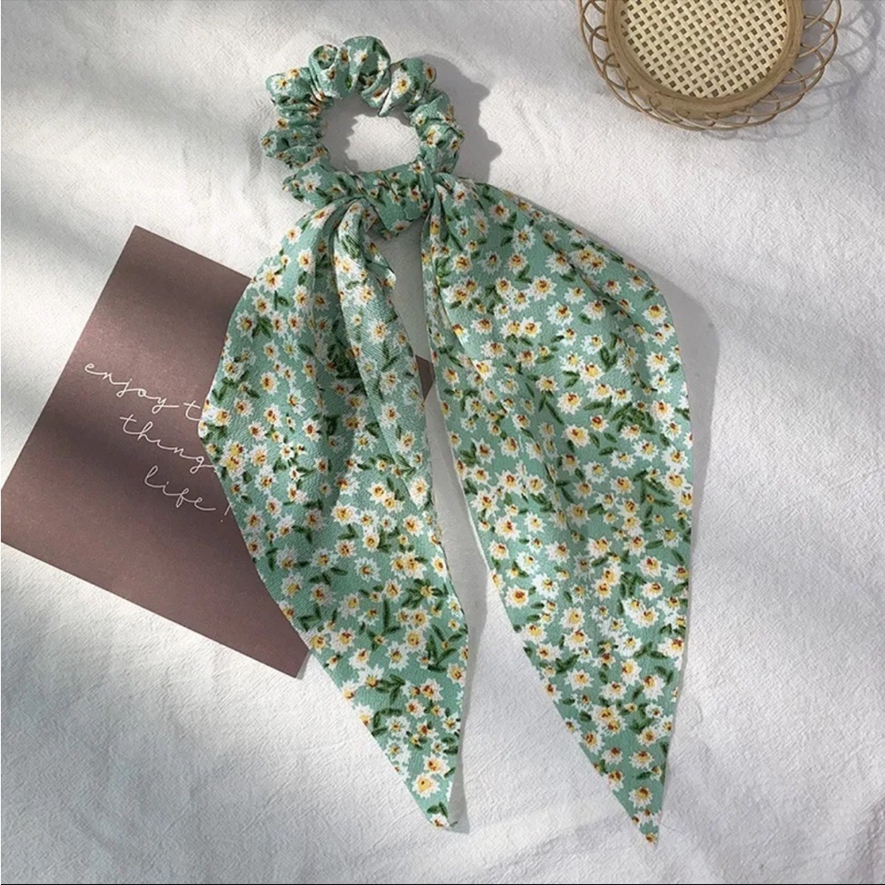 Set of 4 Long Scarf Floral Colorful Scrunchies - Picture 6 of 6